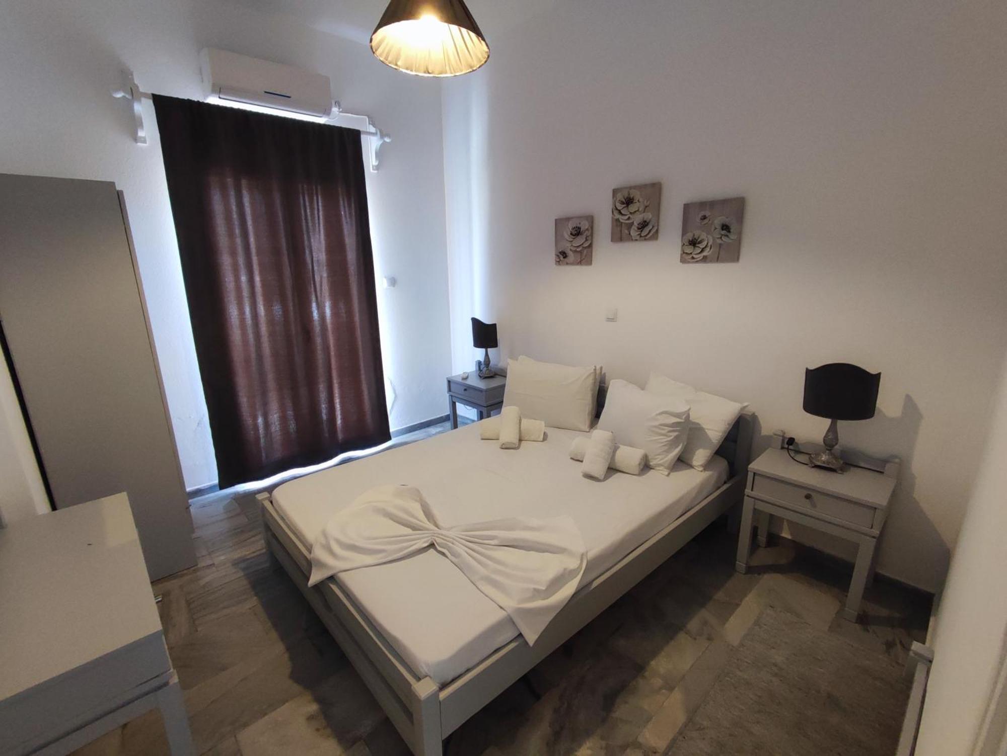 Galaxy Apartments Alikí Quarto foto